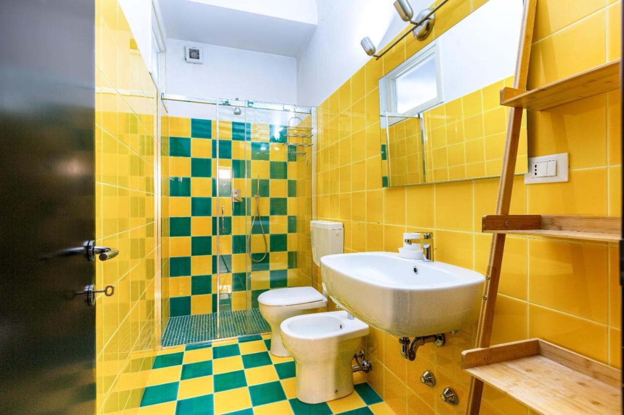 Porta Ticinese colorful apartment! Milano Exterior foto